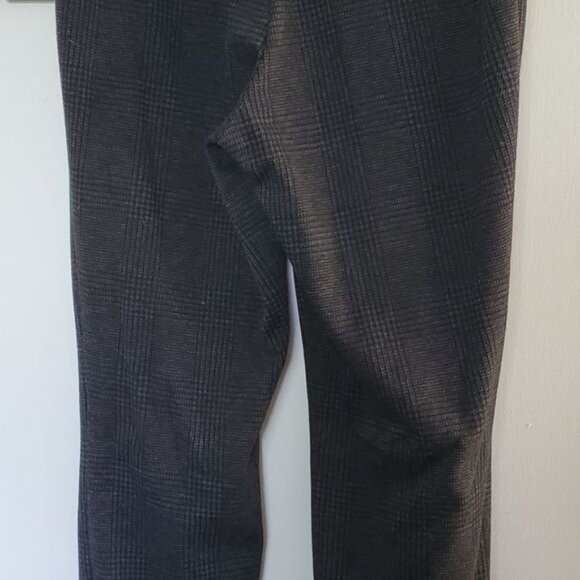 H&M Black and Dark Gray Plaid Mid Rise Pants Size Medium - Picture 7 of 13